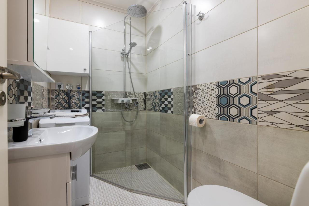 Brand New, Cozy And Quiet 1 Bedroom Apartment, Free Parking Таллин Экстерьер фото